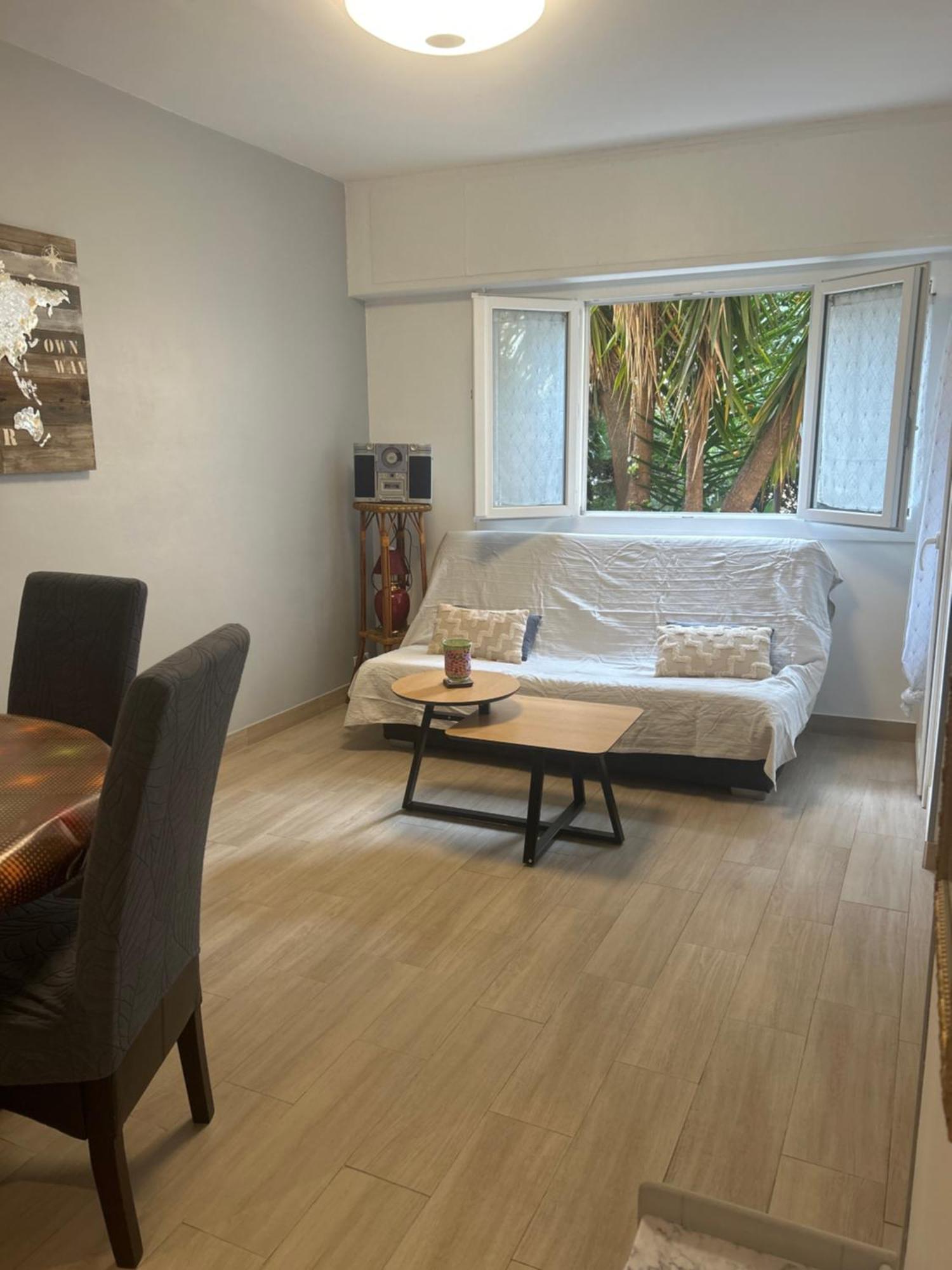 Location Saisonniere Apartment Menton Exterior photo